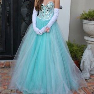 Sherri Hill Gown